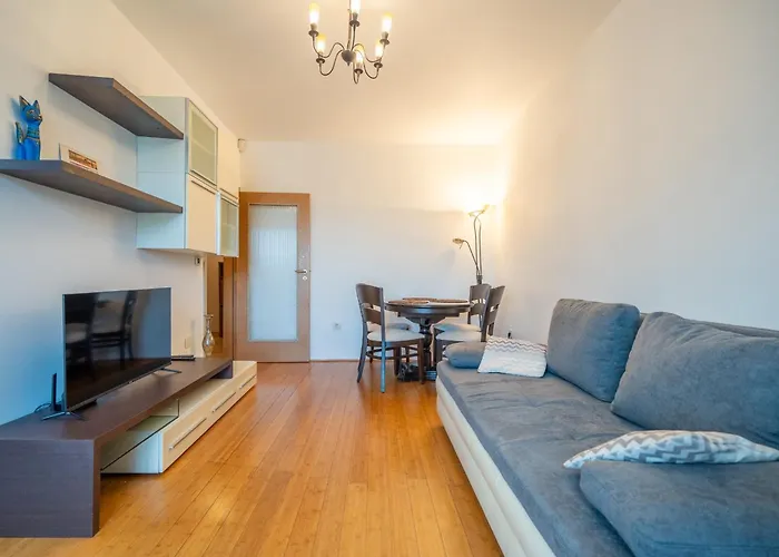 The Right Choice 18 Apartament