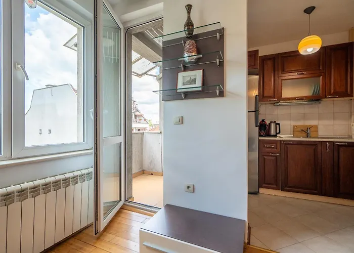 The Right Choice 18 *